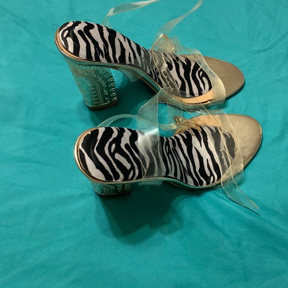 CRItsOn gold heel clear ankle straps with leopard pattern insoles size 7